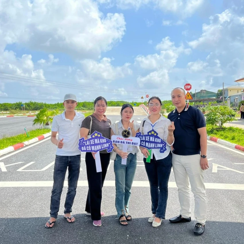 Kỷ niệm cùng học viên