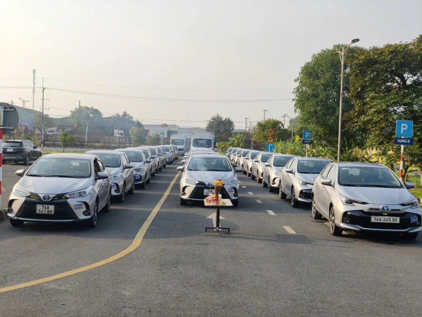 Đội xe tại sân sát hạch